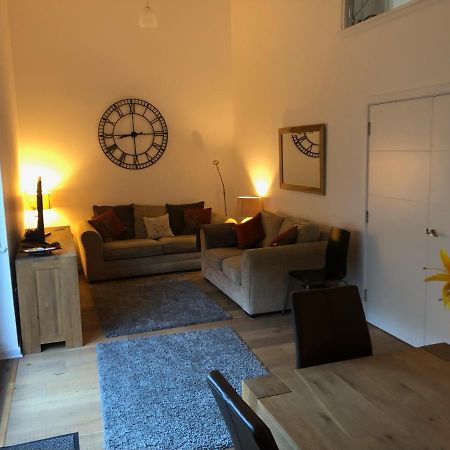 Millwood Villa Авимор Екстериор снимка