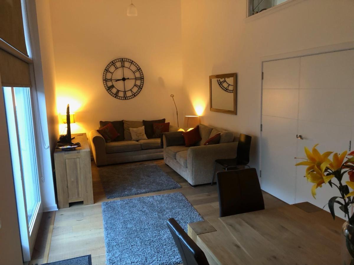 Millwood Villa Авимор Екстериор снимка